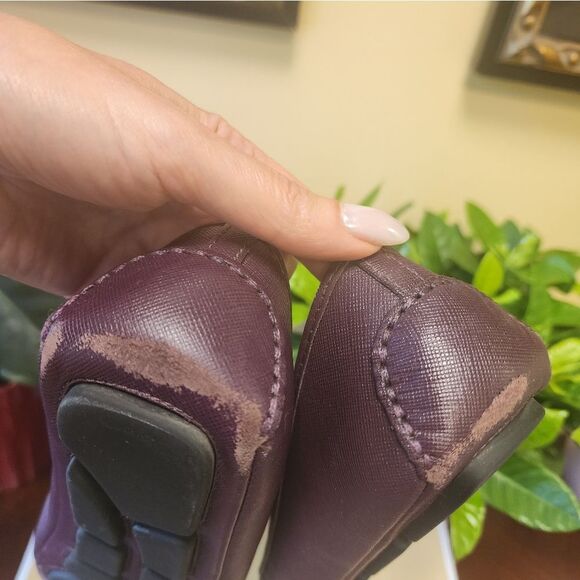 Michael Kors Flats. Size 7. - Picture 7 of 7